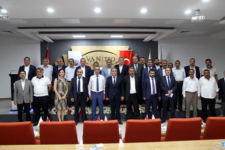 Etçi buzağı sayısını artırmak gerek