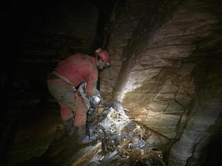 Mağaralarda temizlik yaptılar