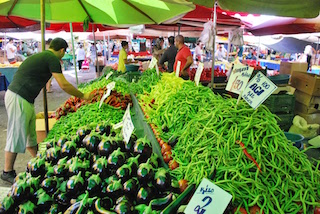 Pazarcı esnafı kayıt sildirmeye başladı