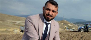 ÇİFTÇİ KAVURUCU SICAKLARA ÇÖZÜMÜ GECE MESAİSİ İLE BULDU