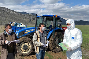 Yalıhüyük te Koronavirüse Karşı Çiftçiler Bilgilendiriliyor