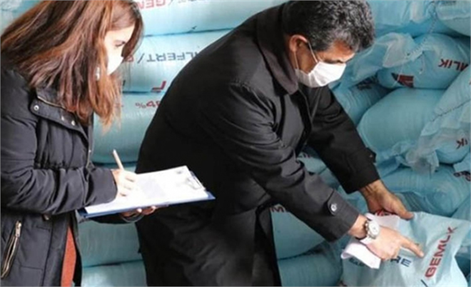 Çiftçinin Şikayeti Üzerine Gübre Bayilerine Fahiş Fiyat Denetimi