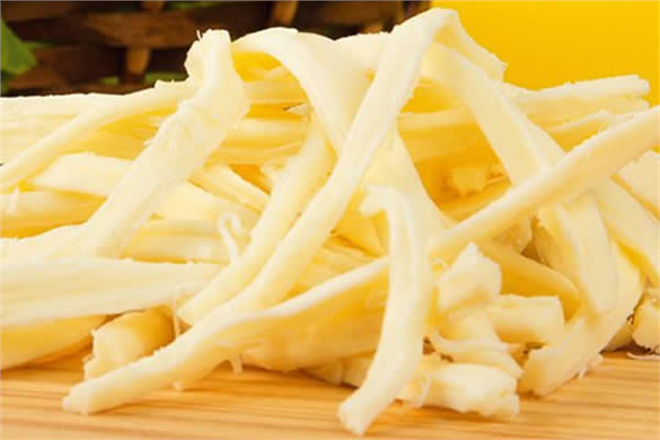 ÇEÇİL PEYNİRİ İÇİN ZORLU MESAİ BAŞLADI