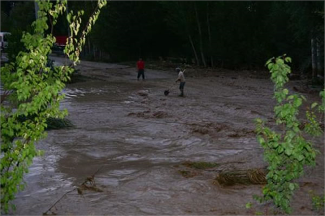 KAHRAMANMARAŞ TA SAĞANAK TAŞKINLARA NEDEN OLDU