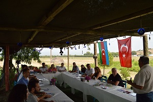 Azerbaycanlılar İşgalden Kurtarılan Zengilan daki Akıllı Köy e Dönüyor