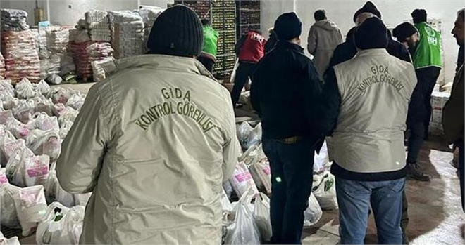 TARIM VE ORMAN BAKANLIĞI DEPREM BÖLGESİNDE YAKLAŞIK 20 BİN GIDA DENETİMİ GERÇEKLEŞTİRDİ