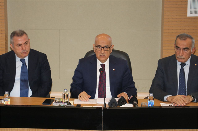 BAKAN KİRİŞCİ ORMAN KANUNU NA İLİŞKİN DÜZENLEMENİN AYRINTILARINI PAYLAŞTI