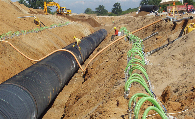 İSALE HATTI ve İÇME SUYU TESİSLERİ YAPILIYOR