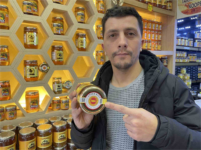 Anzer Balı, Türkiye`den ve Yurt Dışından Yoğun Talep Görüyor!