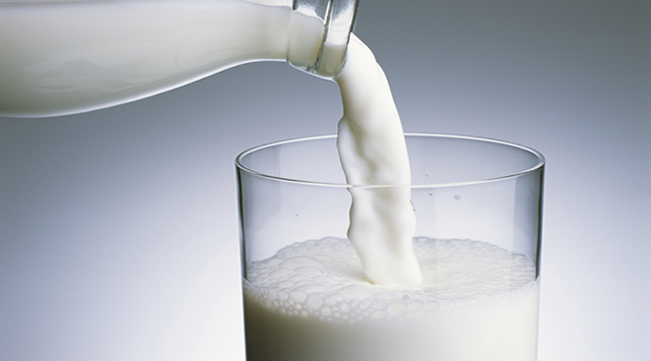 MARKETLERDE ÇİĞ SÜT DÖNEMİ BAŞLIYOR