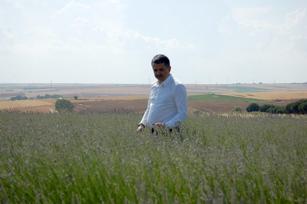 Bakan Pakdemirli Çölleşme ve erozyonla etkin mücade ediyoruz