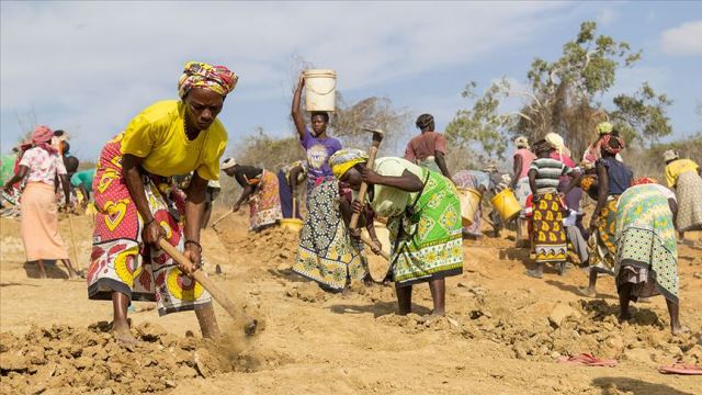 2 MİLYON KİŞİ AÇLIK TEHDİDİNDE