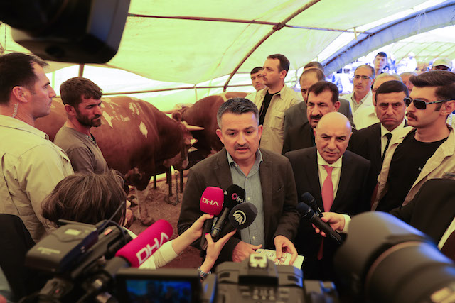 KESİM İÇİN MEZBAHALARI TERCİH EDİN